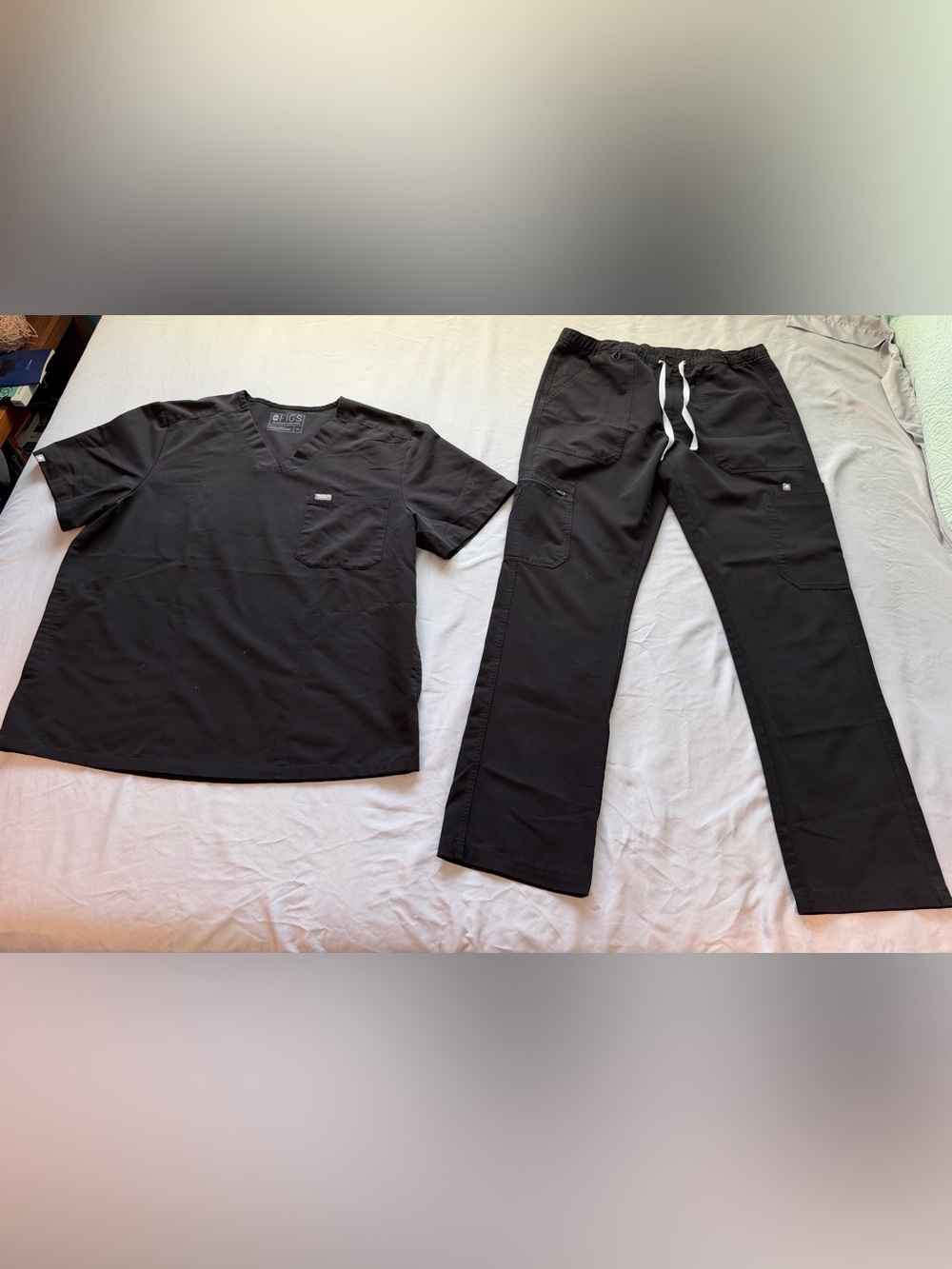 Figs Men's Black Scrub Set